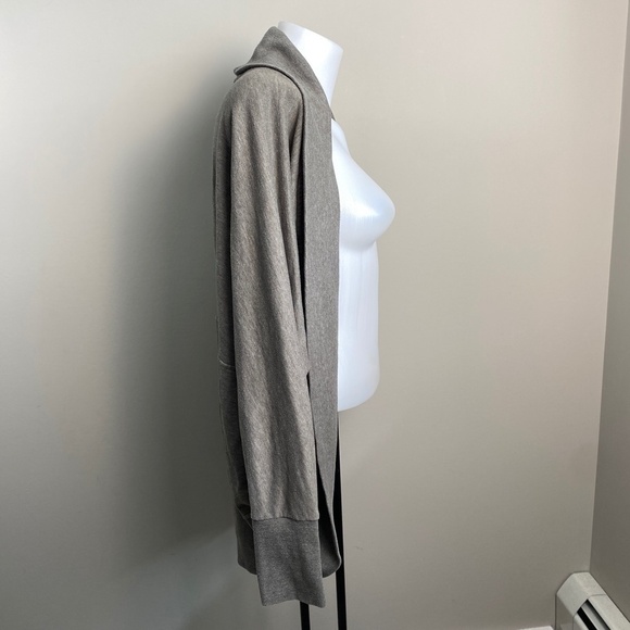 Bluenotes Women's Large Long Sleeve Open Shrug Draped Collar Gray Below Waist - Picture 2 of 12